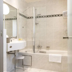 Отель Aragon Apartments Бельгия, Брюгге - отзывы, цены и фото номеров - забронировать отель Aragon Apartments онлайн ванная