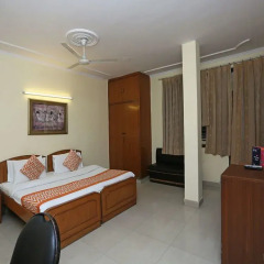 Отель OYO Rooms Govindpuri Metro комната для гостей фото 3