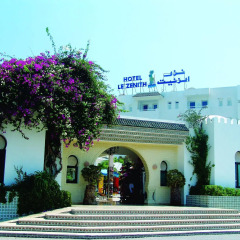 Le Zenith Hotel развлечения