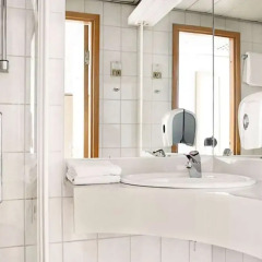Отель Comfort Hotel Stavanger Норвегия, Ставангер - отзывы, цены и фото номеров - забронировать отель Comfort Hotel Stavanger онлайн ванная