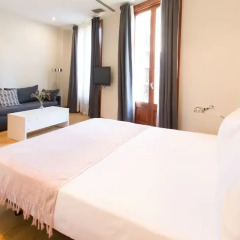 Апартаменты Plaza España Apartments комната для гостей фото 3