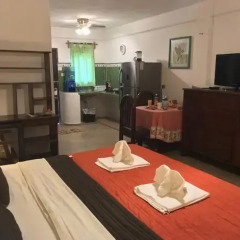 Апартаменты Studio for 4 people 1 room very close to 5th Avenue удобства в номере