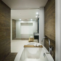 S Hotel Jamaica ванная