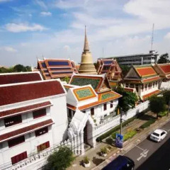 Отель Feung Nakorn Balcony Rooms and Cafe Бангкок городской автобус