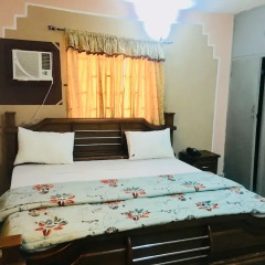 Mignonette Hotel & Suites сейф в номере