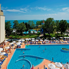 Отель Sol Nessebar Mare Hotel - Все включено Болгария, Несебр - 8 отзывов об отеле, цены и фото номеров - забронировать отель Sol Nessebar Mare Hotel - Все включено онлайн бассейн