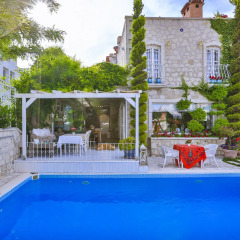 My Stone Home Hotel - Special Class Чешме бассейн фото 2