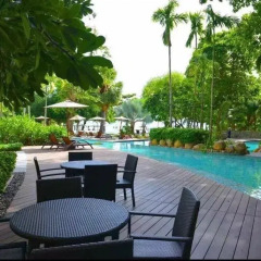Отель Northpoint Absolute Beachfront on the 40th Floor питание