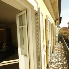Отель Piazza Pedroni Италия, Вербания - отзывы, цены и фото номеров - забронировать отель Piazza Pedroni онлайн балкон