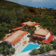 Отель Avra Sea View Paradise Pool Aparthotel Греция, Сивота - отзывы, цены и фото номеров - забронировать отель Avra Sea View Paradise Pool Aparthotel онлайн бассейн