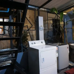 Shayne Hostel Бангкок развлечения