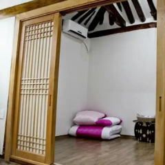 Отель Lili Hanok Guesthouse Южная Корея, Сеул - отзывы, цены и фото номеров - забронировать отель Lili Hanok Guesthouse онлайн фитнесс-зал