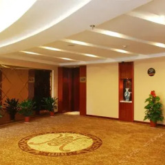 Qianshui Bay Hotel- Wuyuan фитнесс-зал