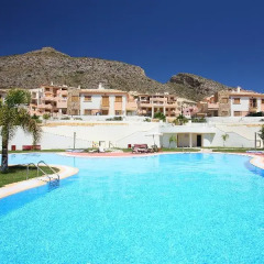 Апартаменты Apartment Los Cerezos бассейн фото 2