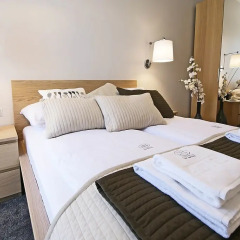 Апартаменты IRS ROYAL APARTMENTS Apartamenty IRS Neptun Park комната для гостей фото 5