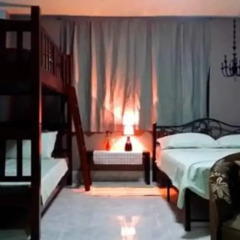 Отель Thonglo 7 Hostels Бангкок комната для гостей фото 5