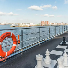 Отель Hotelships Holland - MS Charles Dickens Германия, Кёльн - отзывы, цены и фото номеров - забронировать отель Hotelships Holland - MS Charles Dickens онлайн приотельная территория