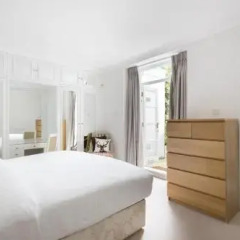 Отель Beaufort Gardens By Onefinestay Лондон комната для гостей фото 4