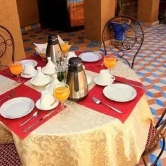 Отель Riad Dar Ouzine Марокко, Мерзуга - отзывы, цены и фото номеров - забронировать отель Riad Dar Ouzine онлайн питание фото 3