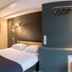 Hotel Rudolph сейф в номере