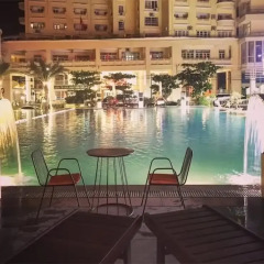 Отель The Mcr Luxury Нячанг бассейн фото 3