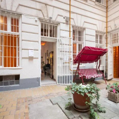 Апартаменты Like Home - Opera Apartments