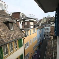 Отель HITrental Schmidgasse - Apartments Швейцария, Цюрих - отзывы, цены и фото номеров - забронировать отель HITrental Schmidgasse - Apartments онлайн балкон