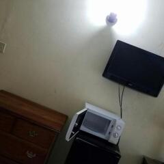Отель Tropical Court Resort Near Montego Bay Airport удобства в номере