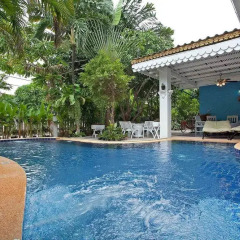 Отель Jomtien Paradise Villa бассейн