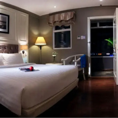 Silverland Jolie Hotel & Spa сейф в номере