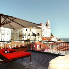 Отель Best Terrace River View Apt in Alfama