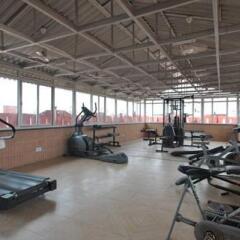 Отель FabHotel Golden Days Club фитнесс-зал