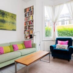 Отель Veeve 4 Bed House On Ronalds Road Highbury And Islington комната для гостей фото 3