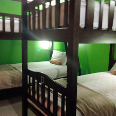 Silla Patong Hostel детские мероприятия фото 3