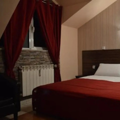 Bon Bon Hotel комната для гостей