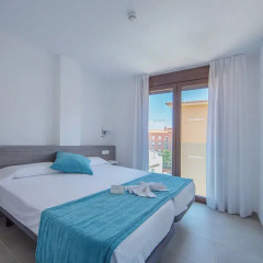 Отель Aparthotel Ferrer Skyline детские мероприятия фото 2