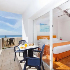 Отель Diverhotel Dino Marbella балкон