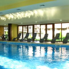 Hotel Bojur & Bojurland Apartment Complex бассейн