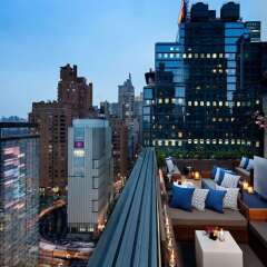 Отель 6 Columbus Central Park a Sixty Hotel США, Нью-Йорк - отзывы, цены и фото номеров - забронировать отель 6 Columbus Central Park a Sixty Hotel онлайн балкон