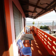 Отель Baan Plasai Koh Larn балкон
