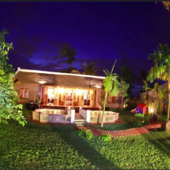 Отель An Bang Sunrise Beach Bungalow гостиничный бар