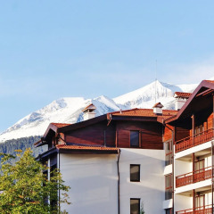 Отель Mountain Residence Infinity and SPA Банско парковка