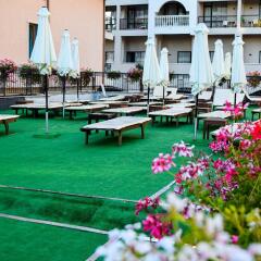 Отель Karolina Hotel Болгария, Солнечный берег - отзывы, цены и фото номеров - забронировать отель Karolina Hotel онлайн бассейн фото 3