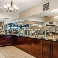 Отель Quality Hotel & Suites At The Falls США, Ниагара-Фолс - отзывы, цены и фото номеров - забронировать отель Quality Hotel & Suites At The Falls онлайн питание