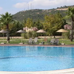 Konvoy Hotel & The Country Club - Special Class Турция, Урла - отзывы, цены и фото номеров - забронировать отель Konvoy Hotel & The Country Club - Special Class онлайн бассейн фото 2