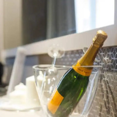 Отель Private Luxury Suite гостиничный бар