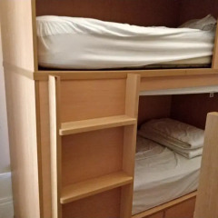 Oporto Music Hostel сейф в номере