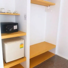 Отель Dragon Beach Resort сейф в номере