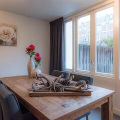 Апартаменты Dynasti Apartments Amsterdam в номере