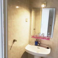 Отель La Palmera Hostal Барселона ванная фото 2